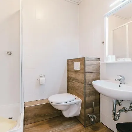 Menzels Drehscheibe Pensión 3*